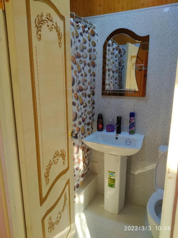 Family Guest House - Friends-J Нукус Екстериор снимка